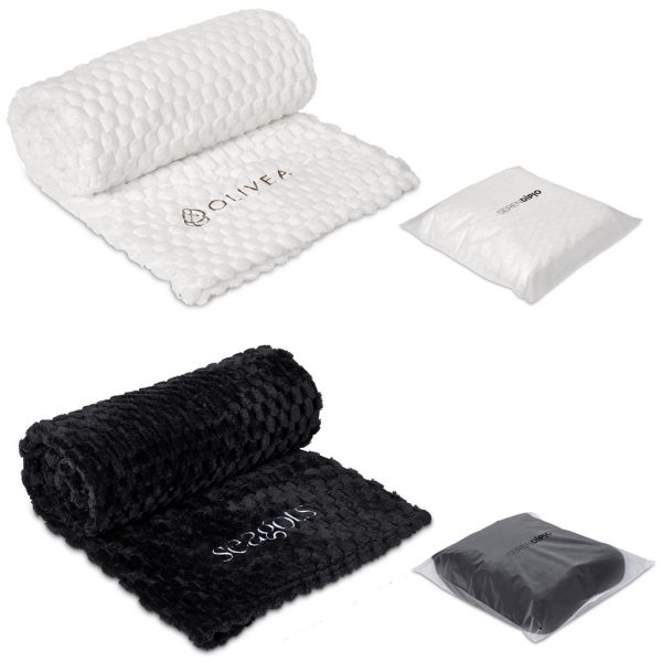 Serendipio Cozy Cloud Fleece Blanket